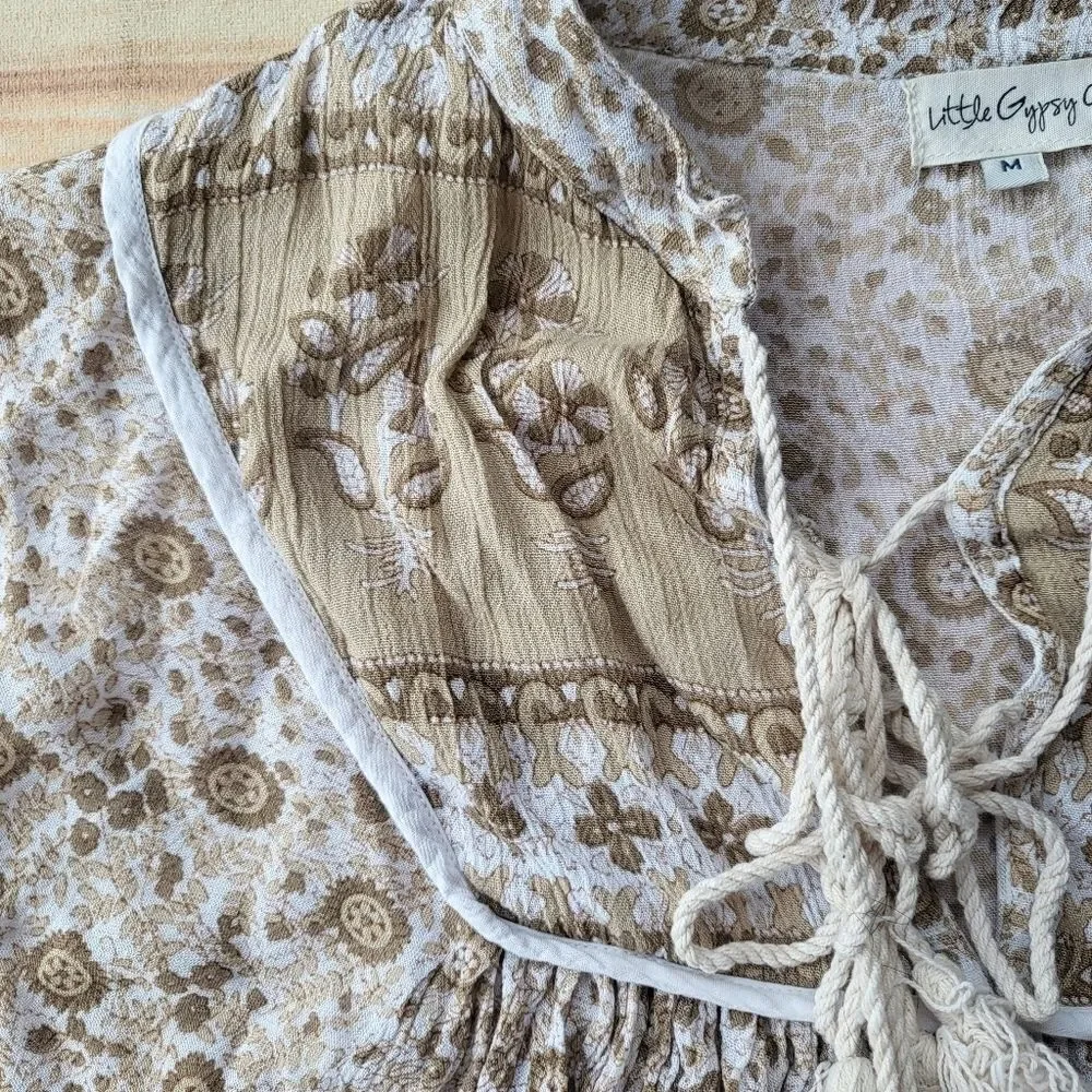Little Gypsy Co Luna Cream Tan Long Sleeve Floral Boho Midi Dress‎ Size Medium